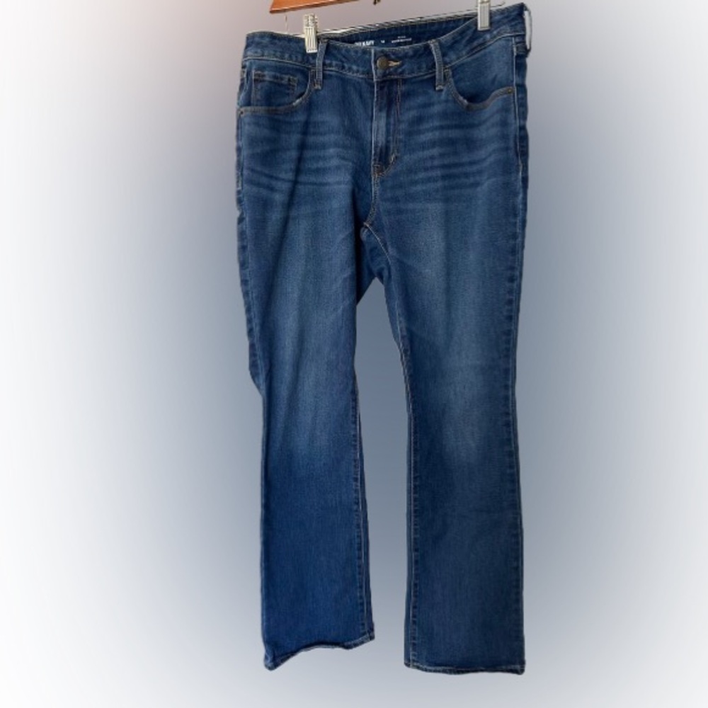Old Navy size 12 mid-rise kicker bootcut blue jeans